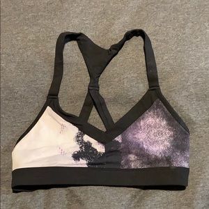 Alo sports bra